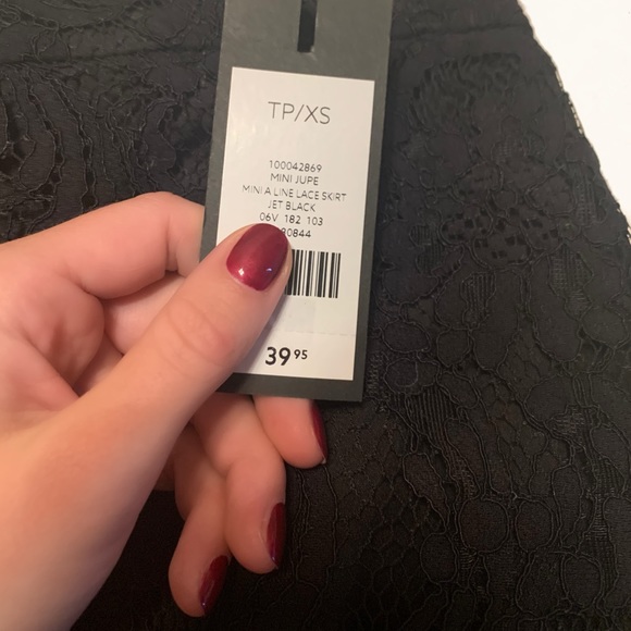 ✨ Dynamite Black Lace Skirt - Picture 2 of 2